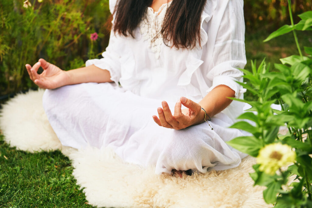 The Bond Between Spiritual Growth & Self-Reflection